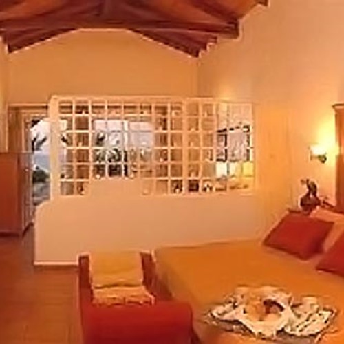 Alexander Beach Hotel